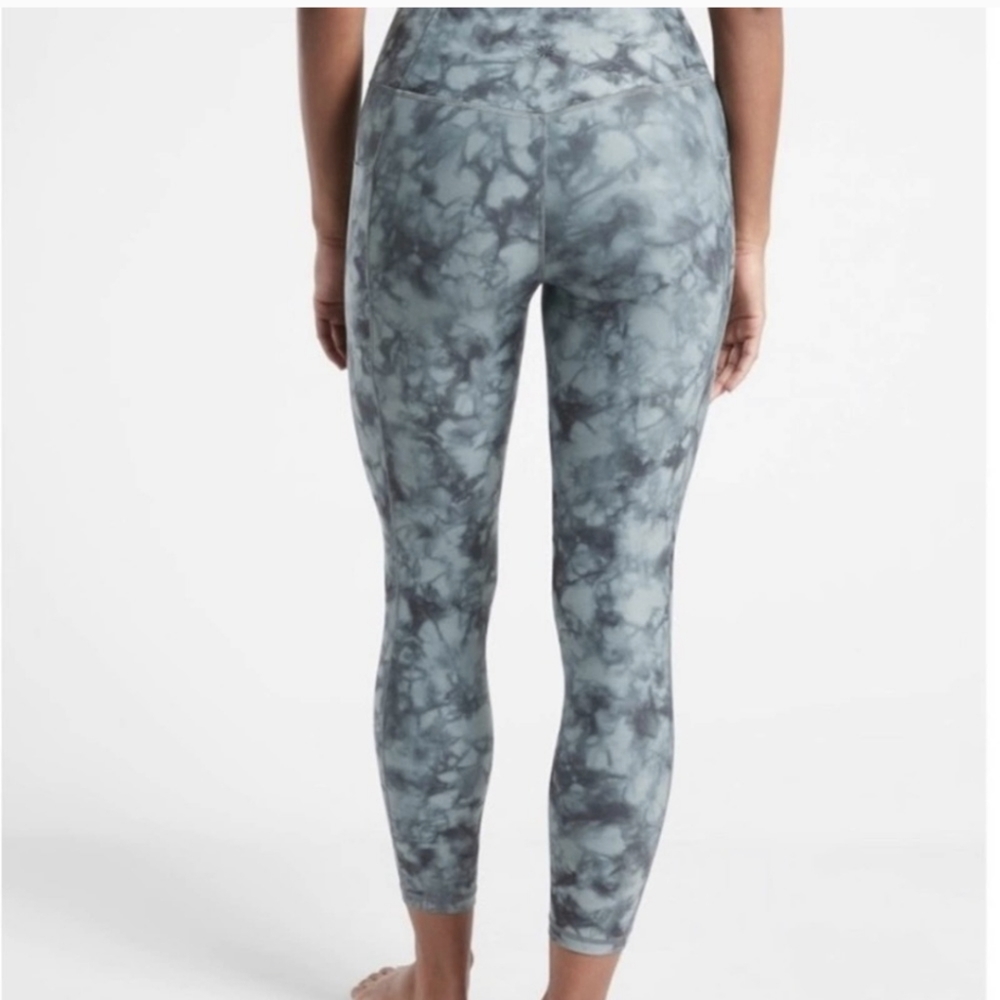 Athleta Salutations Stash Pocket 7/8 Tights Leggings Size Medium Bundle - Picture 3 of 15